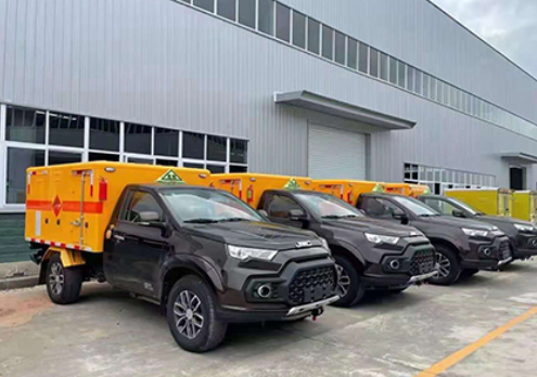 和平镇爆破器材运输车-保障安全与效率的关键
